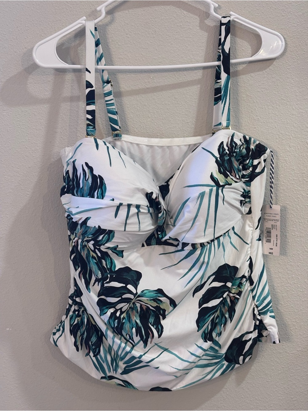 Sonnet Shores Women’s Tropical Leaf Print White  Bathing Suit Top 16W, NWT
